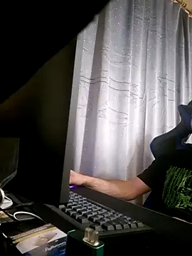 KaspaRo22 élő XXX-chatje