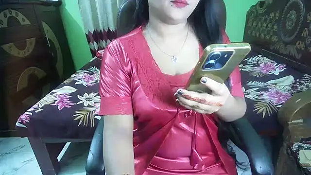แชท XXX สดของ BengaliQueenStar