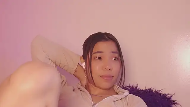 madelyn_rose_'s Live XXX Chat