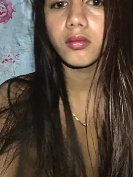 marie_castro Adlı Modelin Canlı XXX Sohbeti