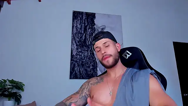Chatroom XXX en direct de Santos_ramirez1