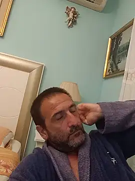 DanTrov79 Live XXX-chat