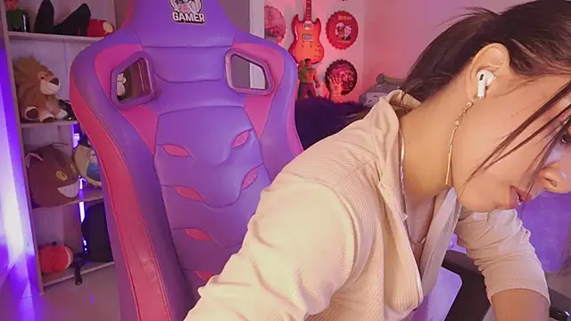 madelyn_rose_'s Live XXX Chat