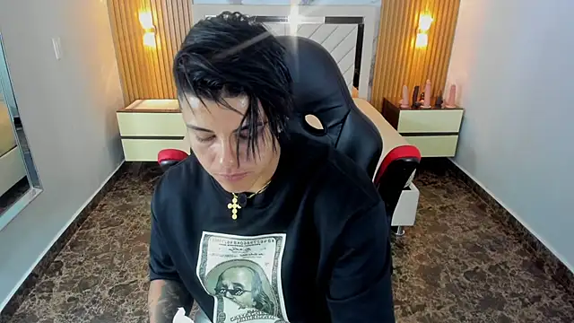 KAROLLJONES1's Live XXX Chat