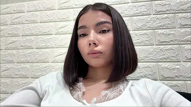 MarylnMonnier Chat XXX in diretta