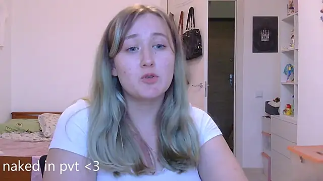 yourcherry3 Chat XXX in diretta