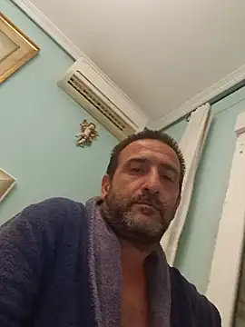 DanTrov79 Chat XXX live
