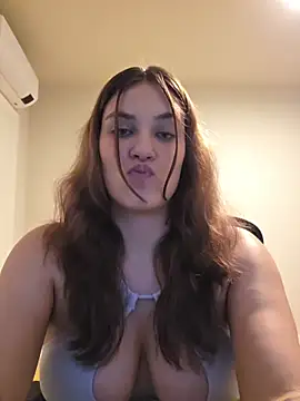 MiaRides19 Live XXX-Chat