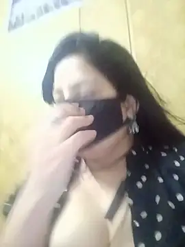 hornycoupleJandS' Live XXX Chat