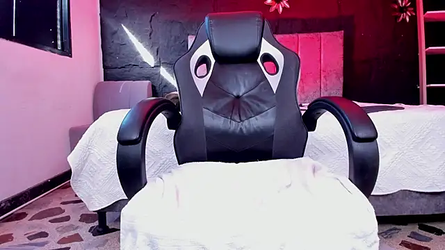 LiamDeep XXX чат на живо