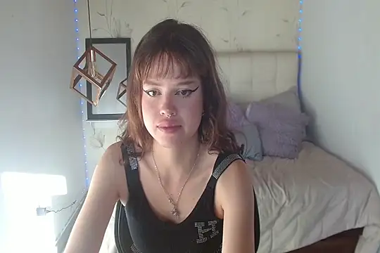 Evelynn_fox_'s Live XXX Chat