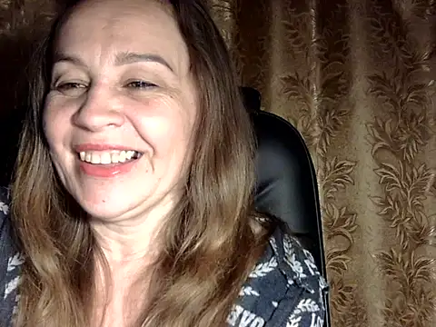 Chat XXX en directo de IssaMy1