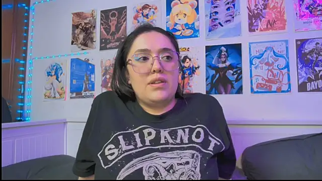 snowblack_ Chat XXX live
