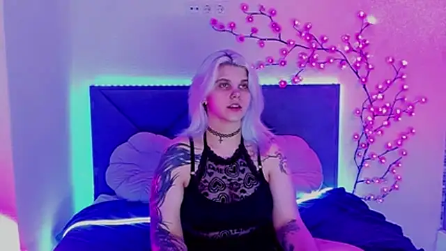 JoannLowe Live XXX-chat
