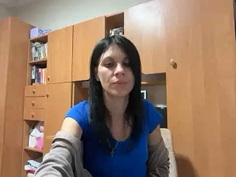 InjaAtHome XXX чат на живо