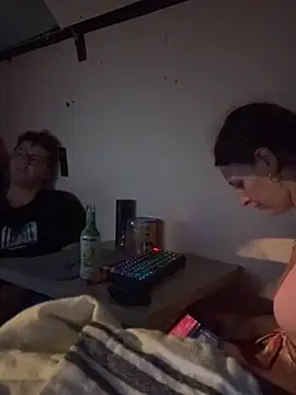 ancouple90s Chat XXX live