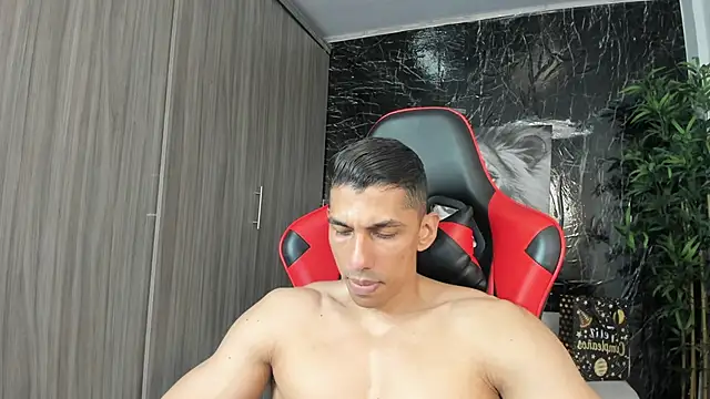 Erik_castle élő XXX-chatje