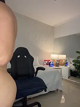 Chat +18 de ava_blue ao vivo