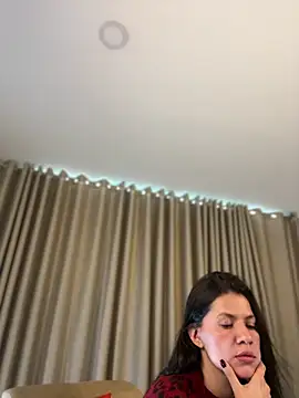 Zandrina Live XXX-chat