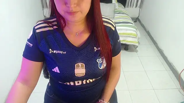 BriannaBlaze69's Live XXX Chat