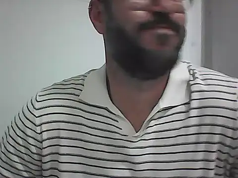 Chat XXX en directo de mrbighairychest