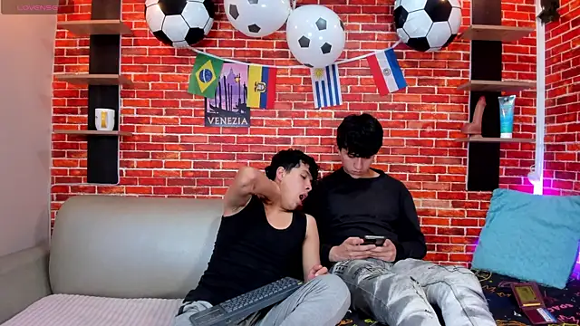 Chat XXX Live Hoot_boyss_
