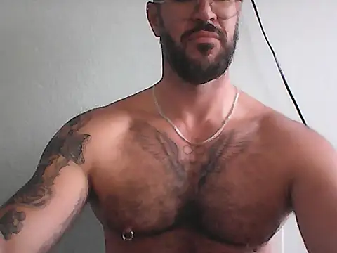 Chat XXX en directo de mrbighairychest