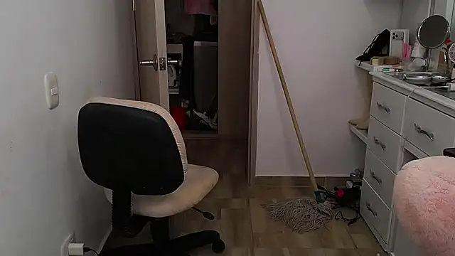 Živý XXX chat Barbie_girl_69
