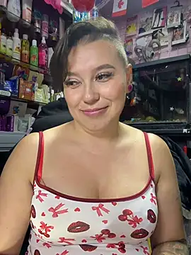 Chat +18 de TamySweetness ao vivo