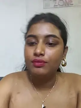 horny_tenager Show in webcam