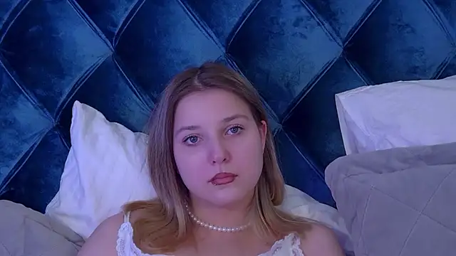 TinnaBurton – Naživo XXX chat