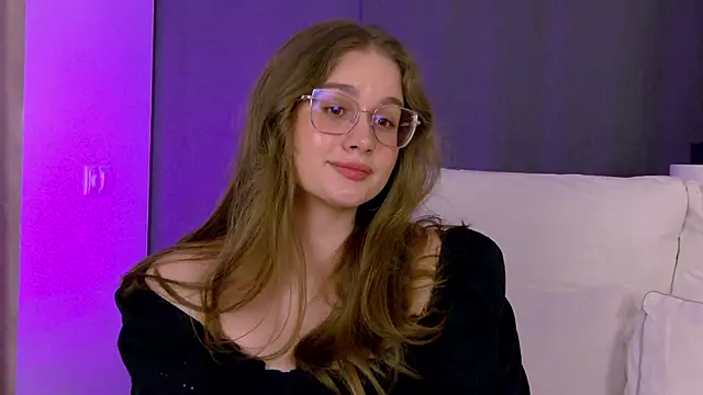 EllieHayes 即時 XXX 聊天