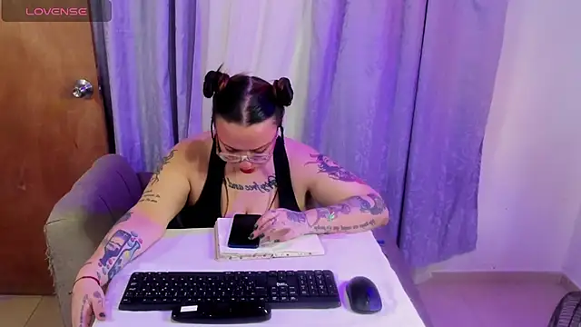 MiaYMolly Live XXX-chat