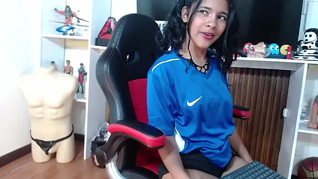 _QueenMarilyn Live XXX-Chat