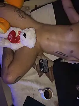 Mohdollmen's Live XXX Chat