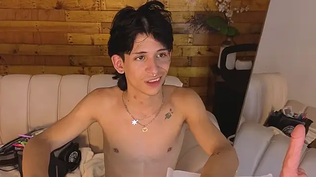 Онлайн чат XXX jack_shine