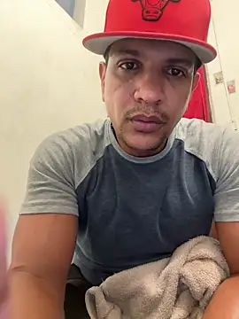 bigdick211292 Chat XXX in diretta