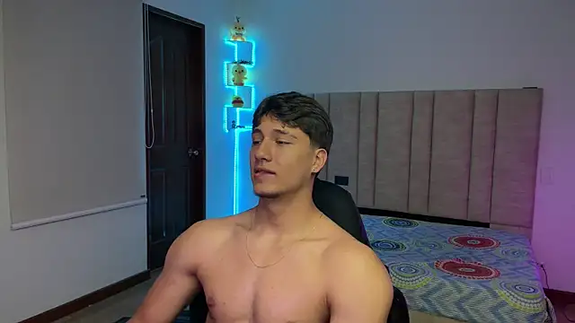 CHRIS_MORGAN1 élő XXX-chatje