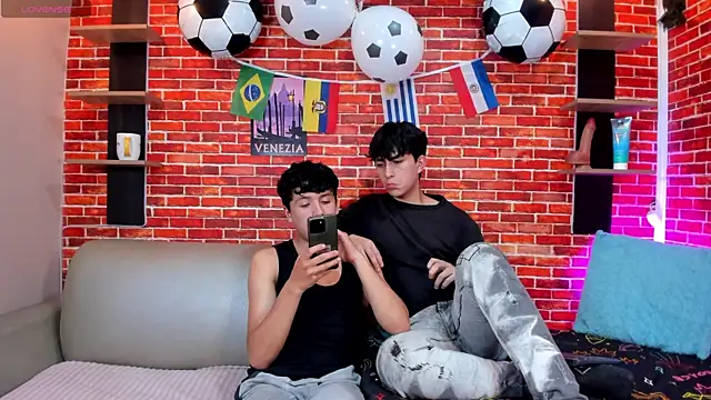 Hoot_boyss_ 现场XXX聊天