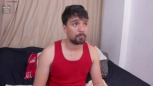 max_ed Live XXX Chat