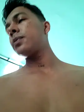 Chat +18 de morenito420 ao vivo
