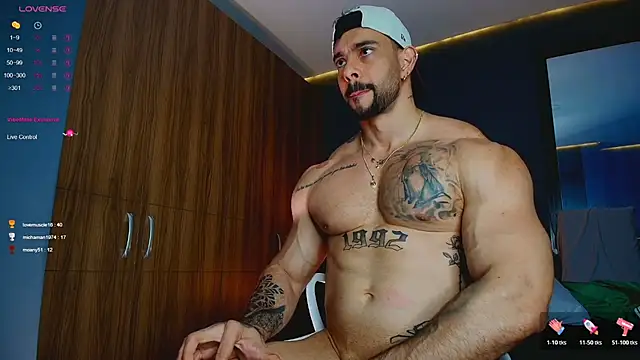 แชท XXX สดของ massimo_visconti
