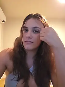 MiaRides19's Live XXX Chat