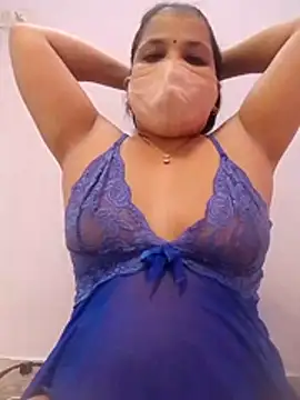 nikkyguddi's Live XXX Chat