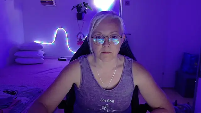 Linsy_Kim – Naživo XXX chat