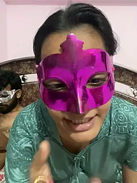 Priyanka011 XXX чат на живо