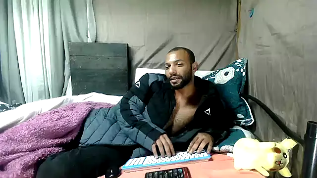 Camodick XXX чат на живо