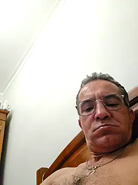 Rochinha73 Adlı Modelin Canlı XXX Sohbeti