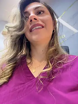 alicee16 Chat XXX in diretta