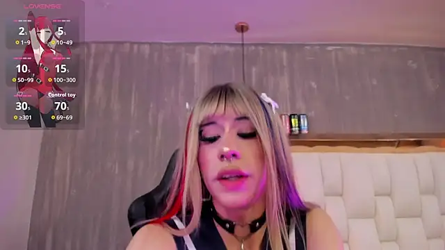 Živý XXX chat Foxxy_Doll